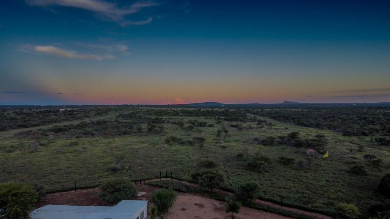 Lion'S Den Guesthouse Otjiwarongo Luaran gambar